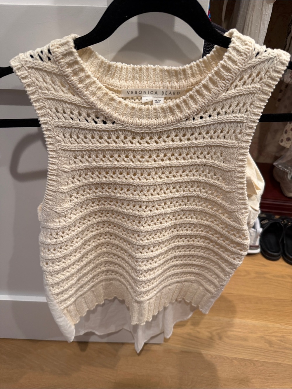 Veronica Beard Ivory Openwork Knit Sleeveless Shell size small